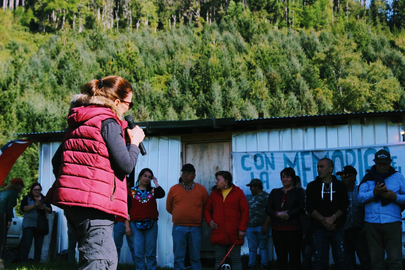 Agrupaciones de desplazados/das forzados/das se reúnen con subsecretaria de DD.HH. y recorren zona del COFOMAP en Los Ríos